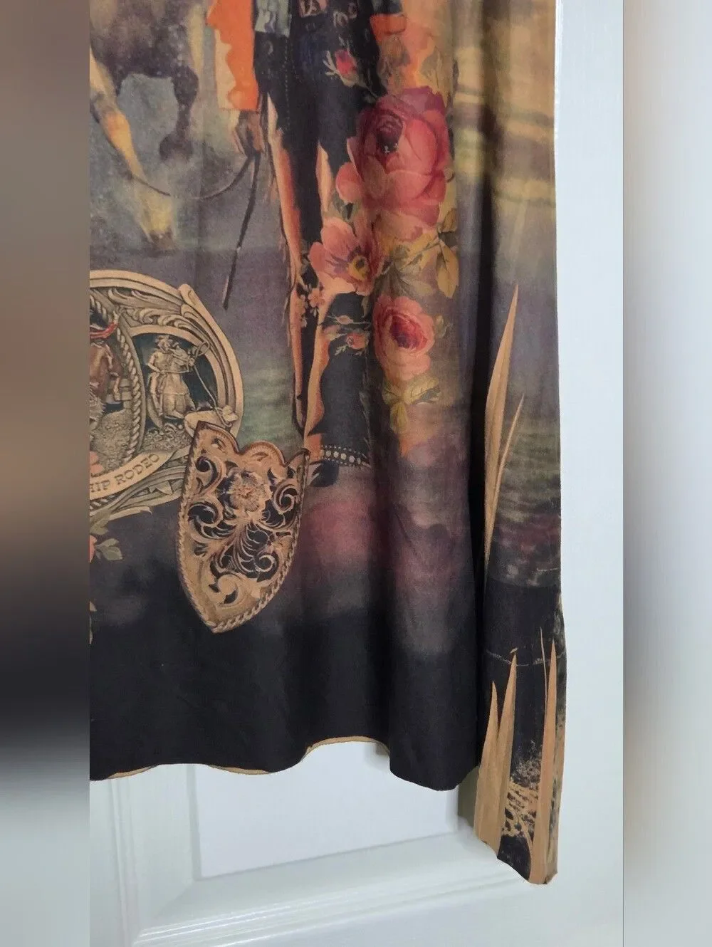 Fantazia Western Cowgirl Rose Horses Graphic Tunic Top  L Boho Rodeo Core